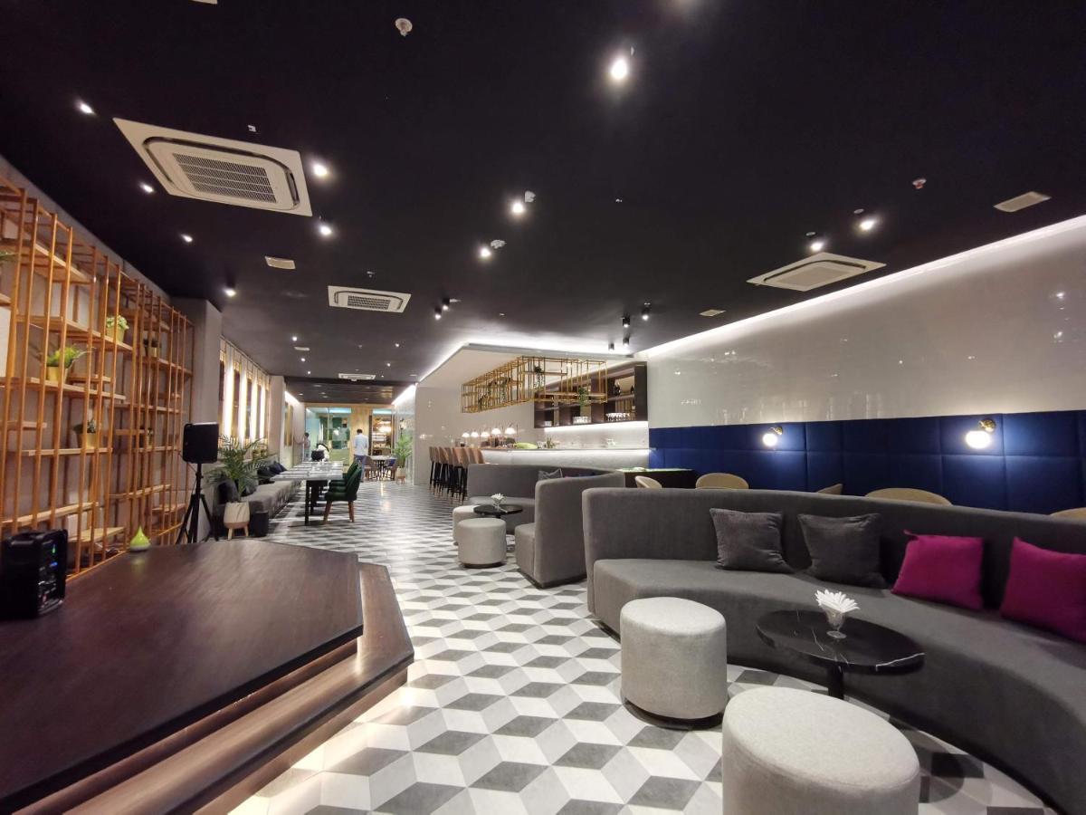 泗水棕榈公园酒店 外观 照片
